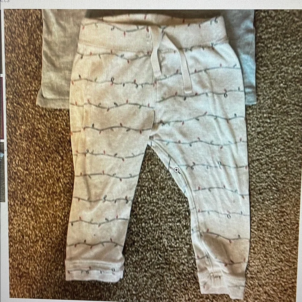 Old Navy sweatpants 18-24 M